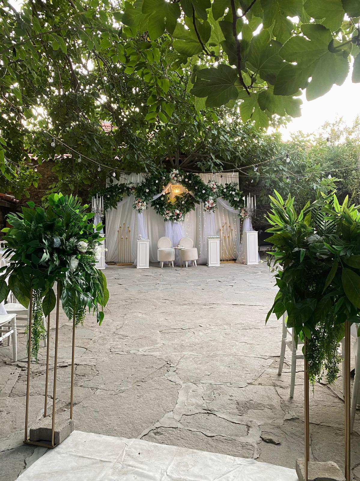 Kula organizasyon mekanı avlu fotoğrafı 9