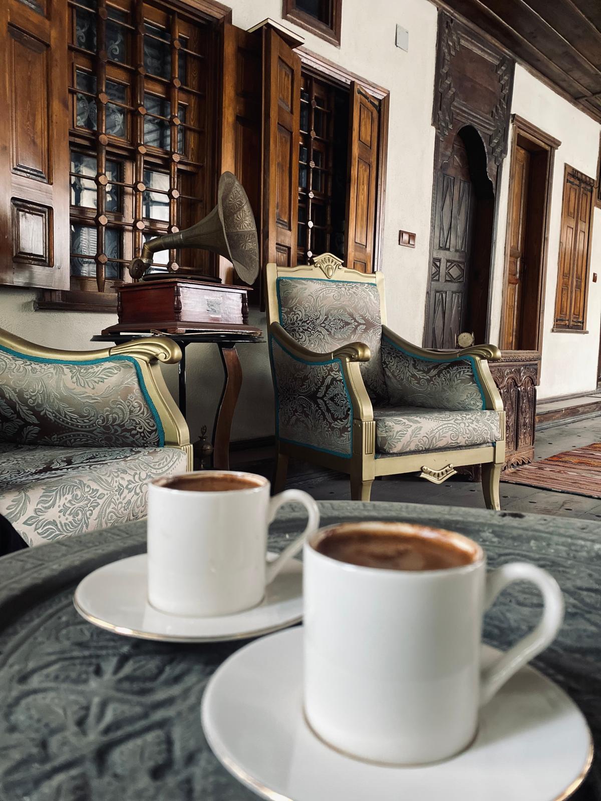 Kula tarihi konak detay fotoğrafı 1